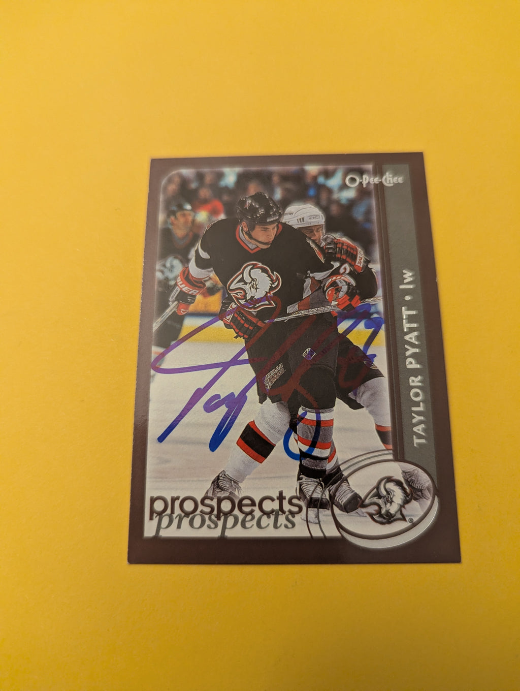 Taylor Pyatt Signed Buffalo Sabres Card