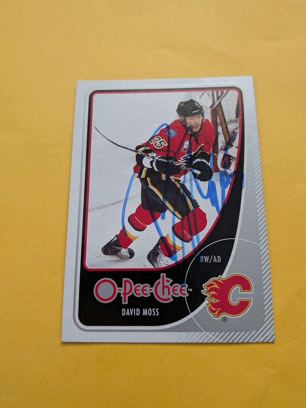 David Moss Signed Calgary Flames Card C