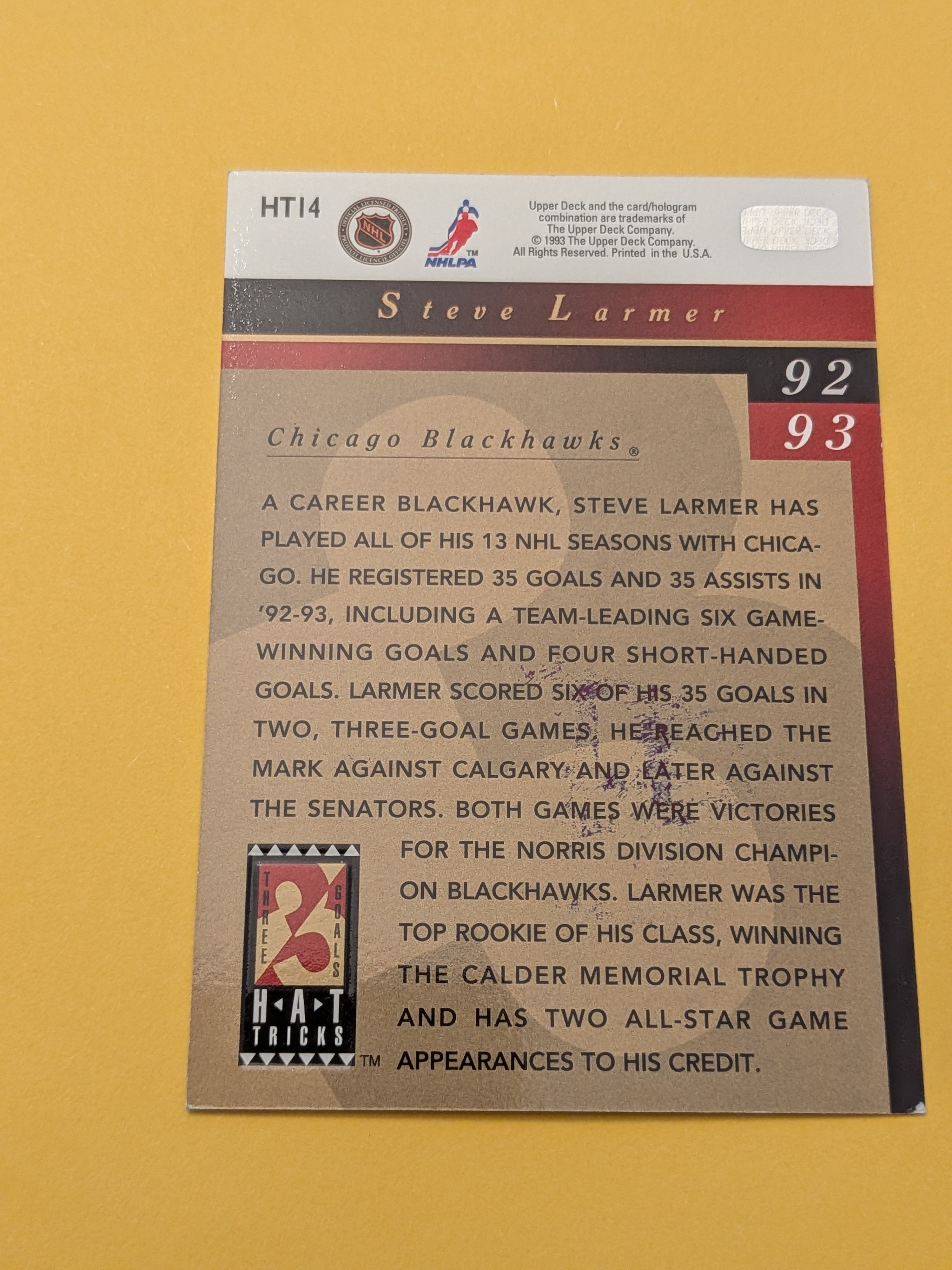 Steve Larmer Signed Chicago Blackhawks Card N