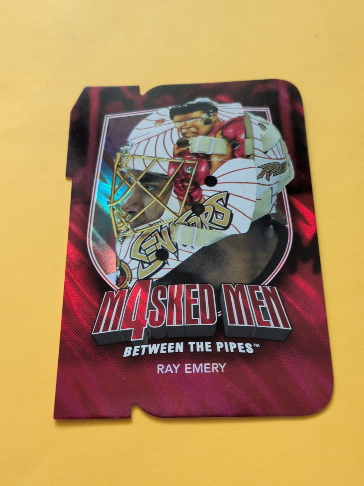 Ray Emery 11-12 ITG Between The Pipes Masked Men Card