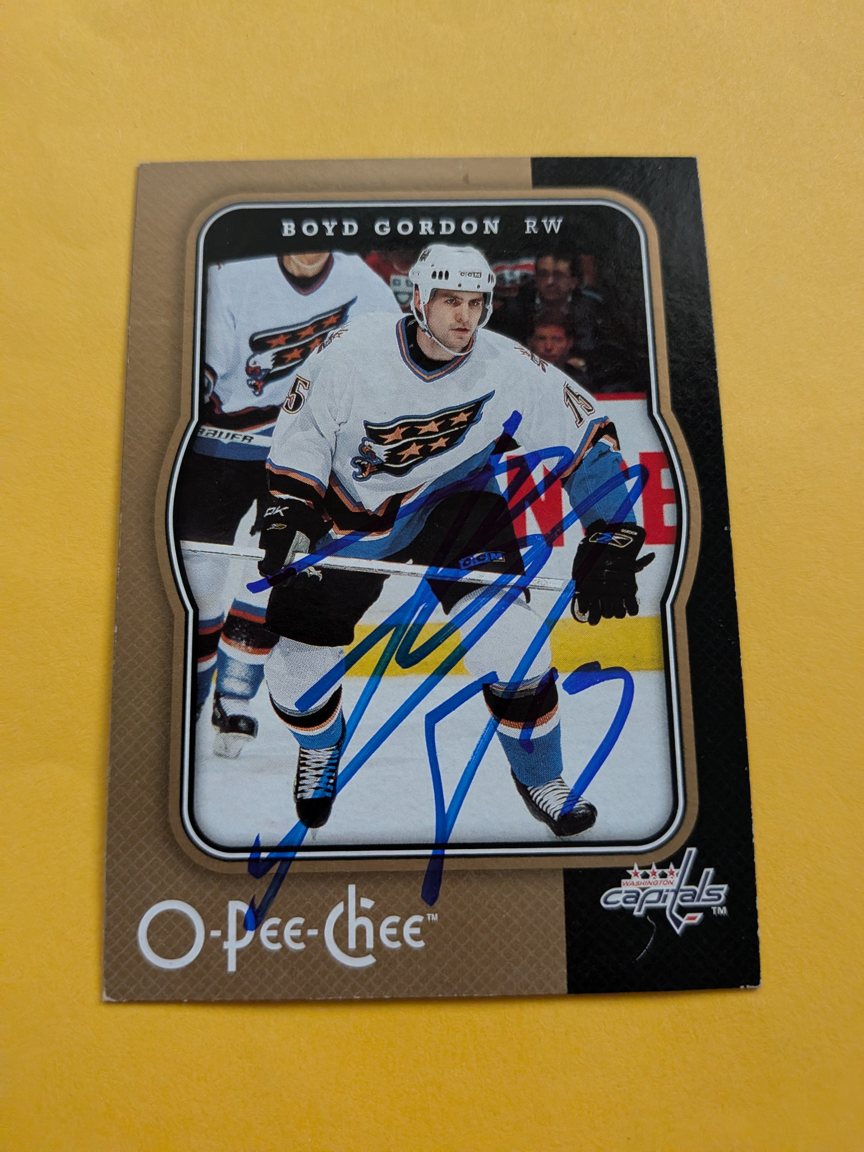 Boyd Gordon Signed Washington Capitals Card A