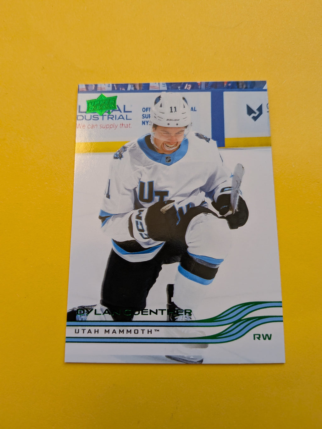 Dylan Guenther 25-26 Upper Deck Green Holiday Card