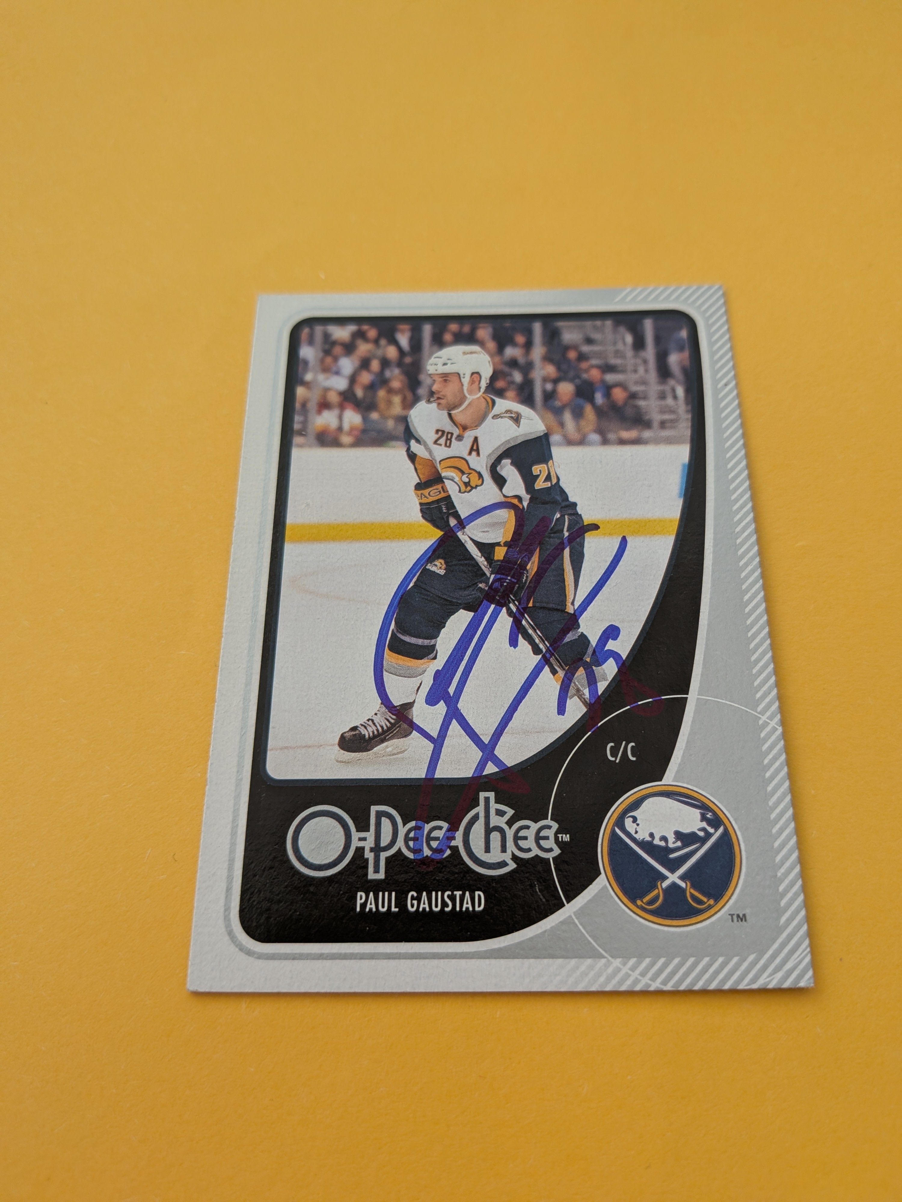 Paul Gaustad Signed Buffalo Sabres Card A