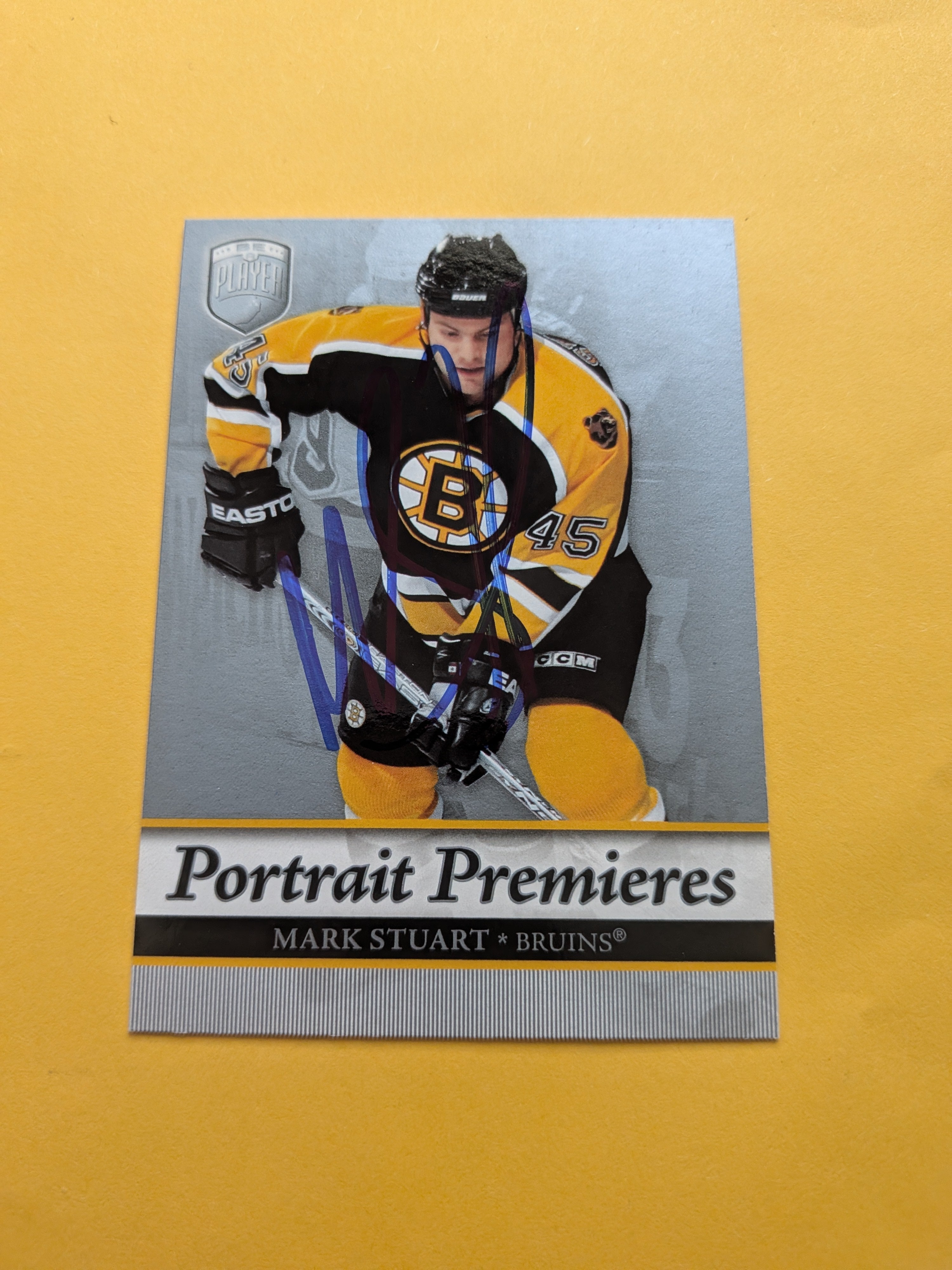 Mark Stuart Signed Boston Bruins Rookie Card C