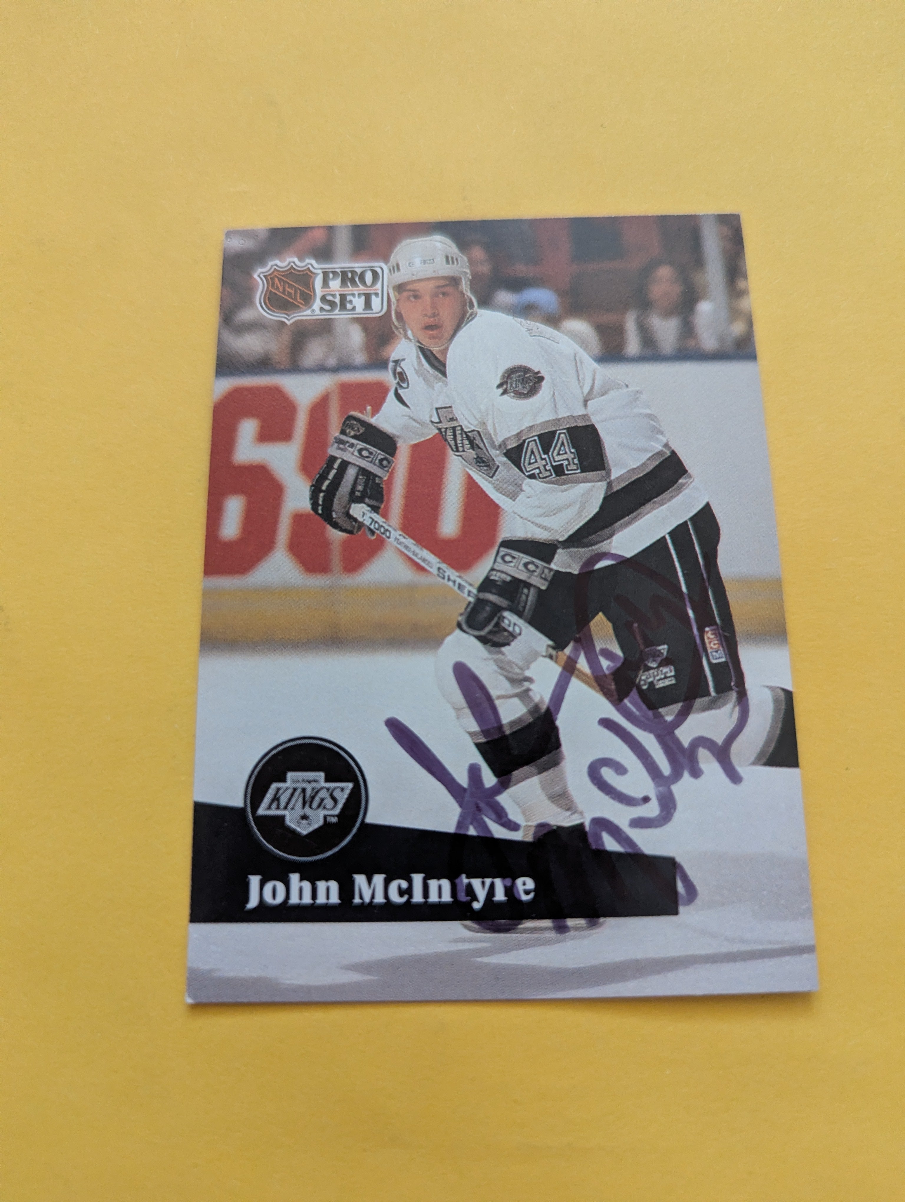 John McIntyre Signed Los Angeles Kings Card A