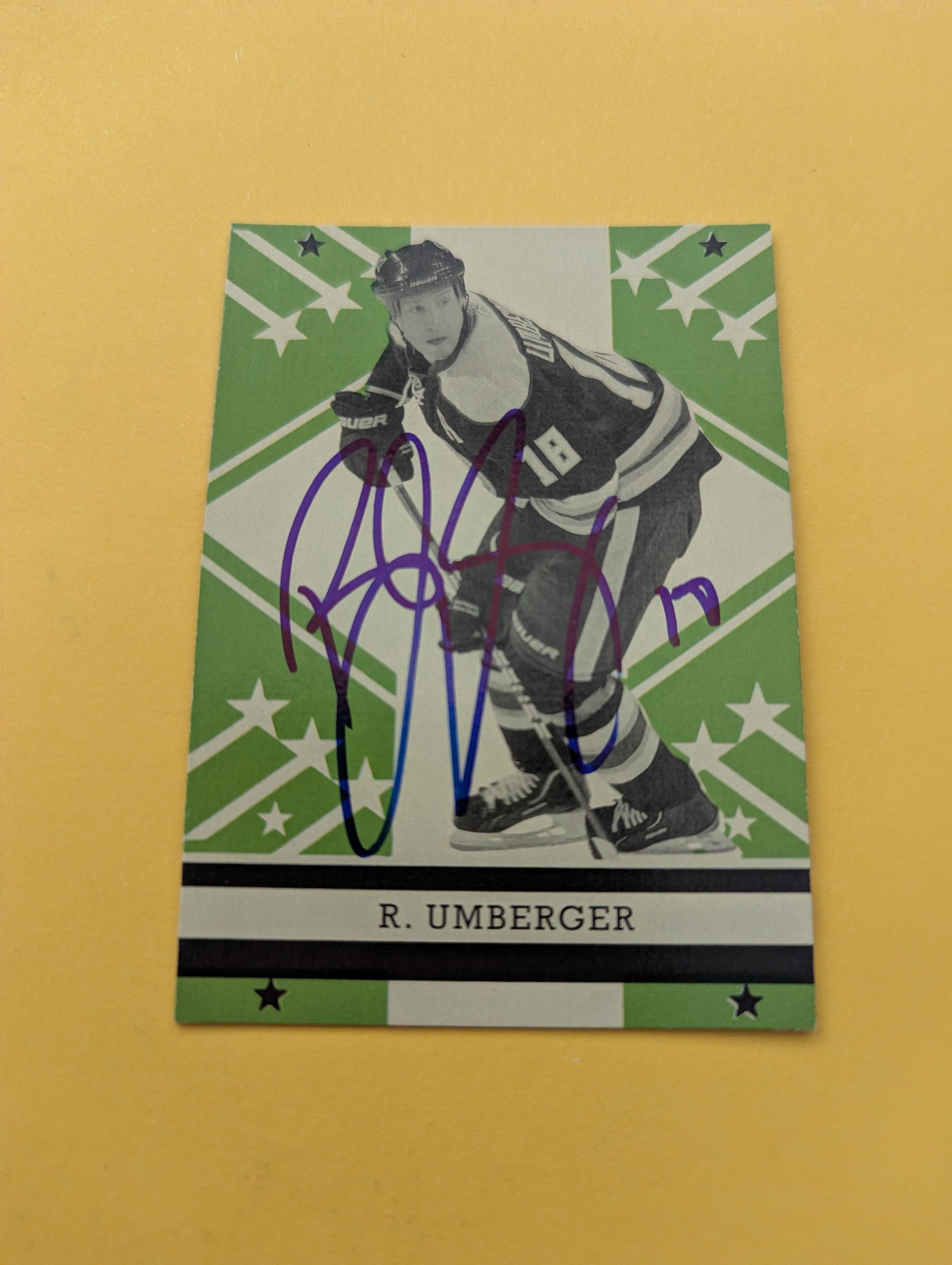 R.J. Umberger Signed Columbus Blue Jackets Card