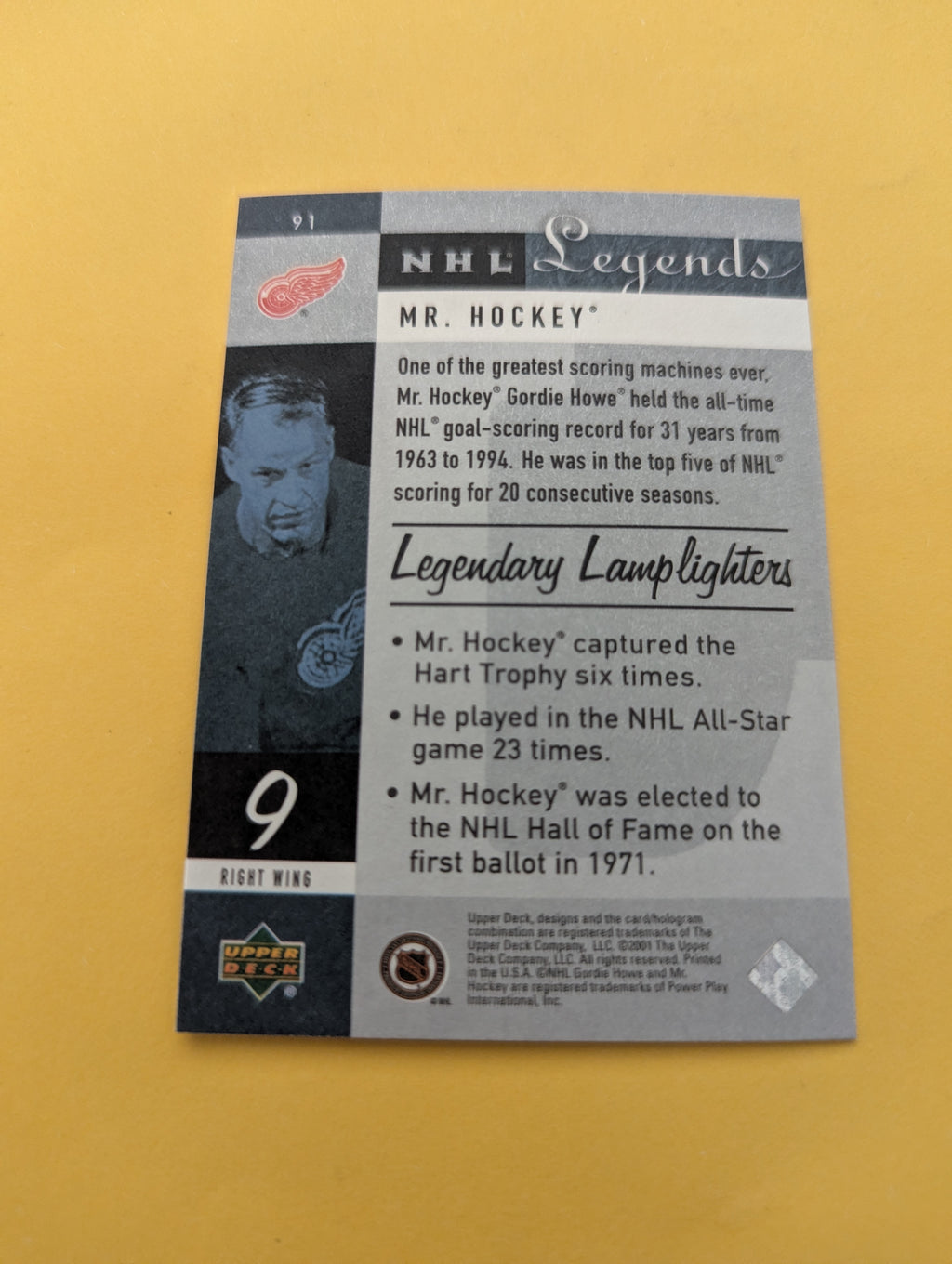 Gordie Howe 01-02 Upper Deck NHL Legends Card
