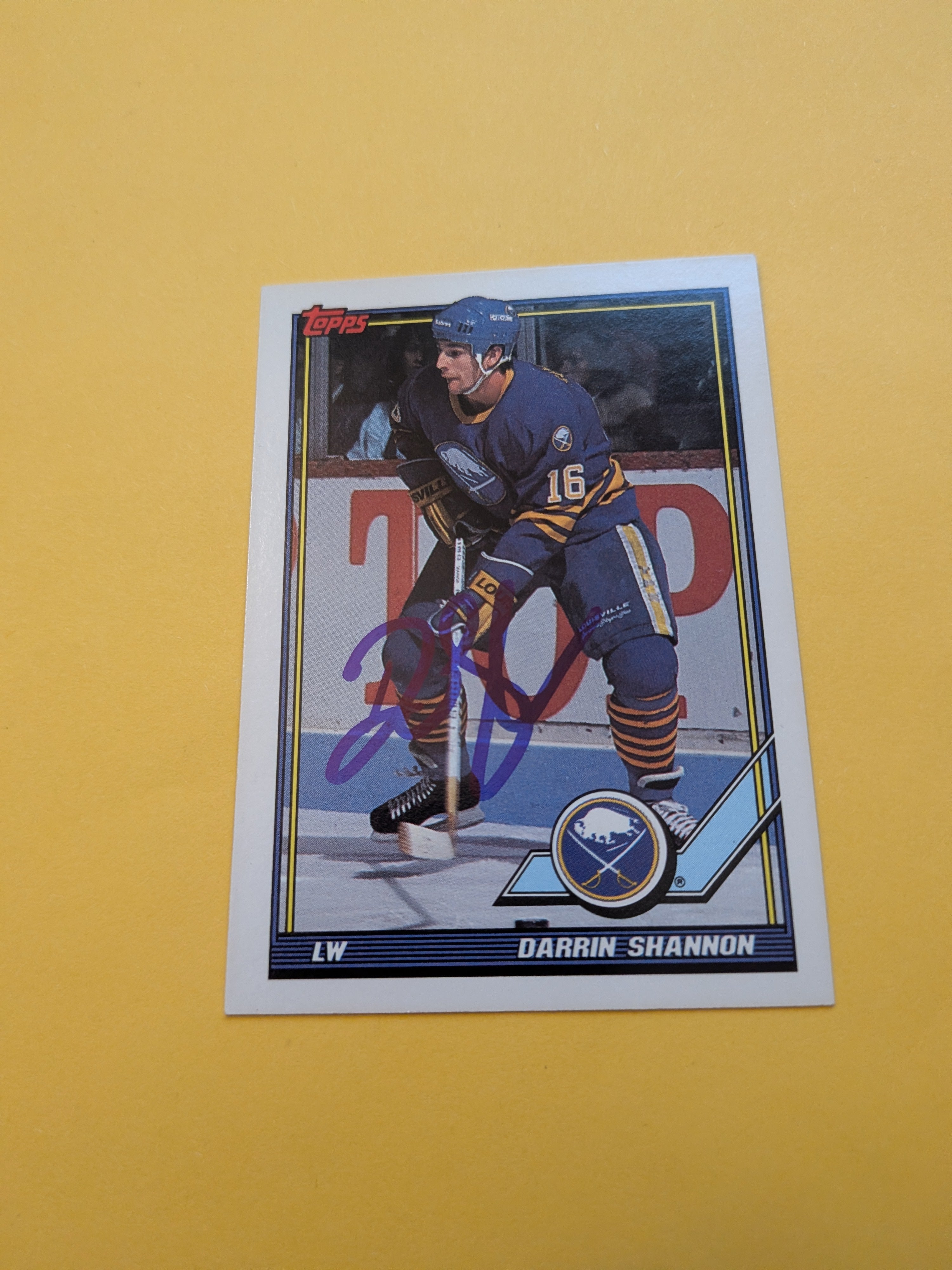Darrin Shannon Signed Buffalo Sabres Card A