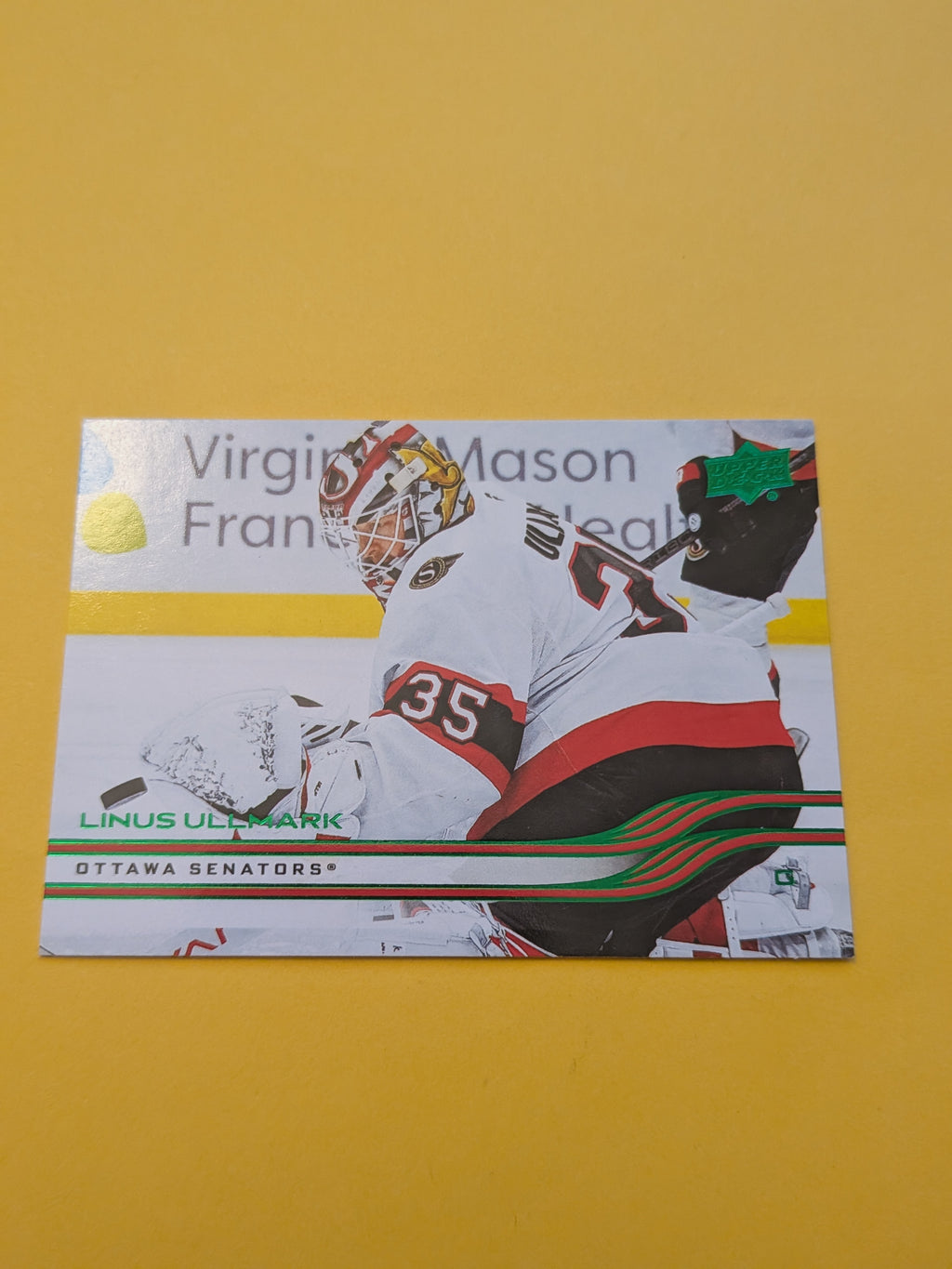Linus Ullmark 25-26 Upper Deck Green Holiday Card