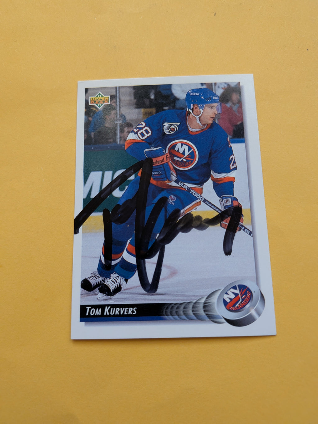 Tom Kurvers Signed New York Islanders Card B